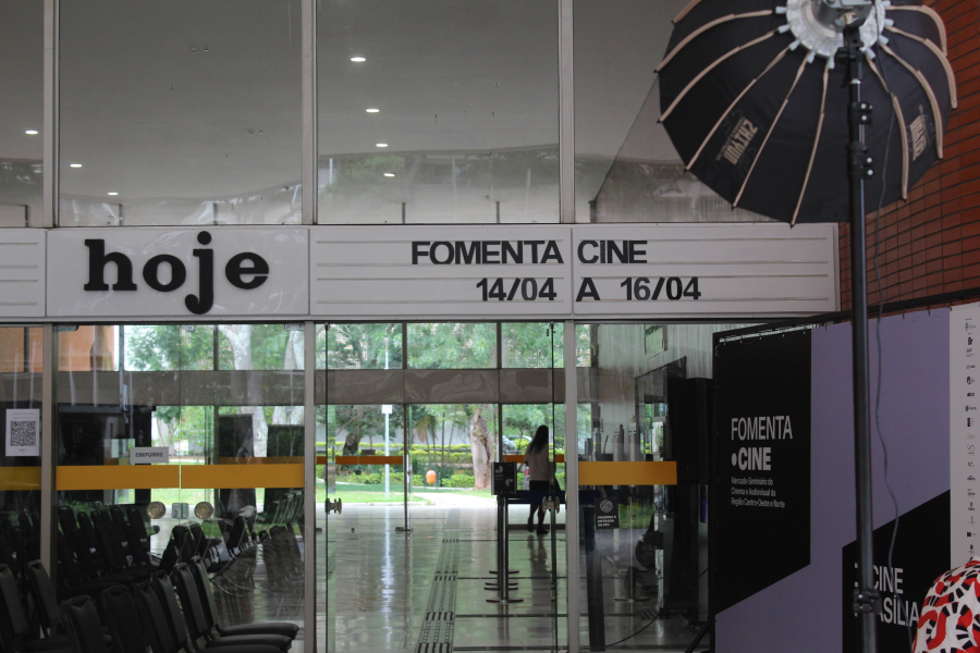 Cine Brasília: o monumento que virou lar